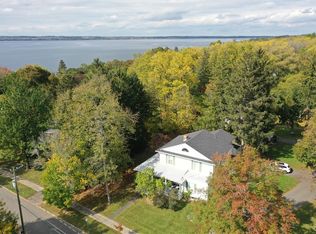 19 Wells St, Aurora, NY 13026