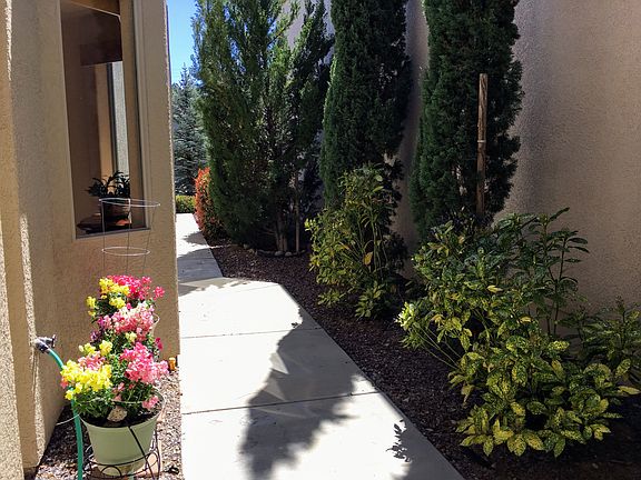 2nd image of 2412 Sequoia Dr