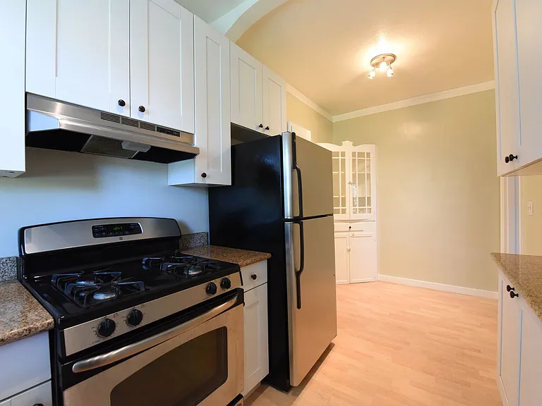 138 Monte Cresta Ave. — Photo 9
