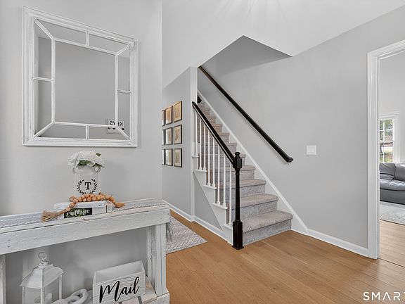 4th image of 19 Prospect Ridge #41
