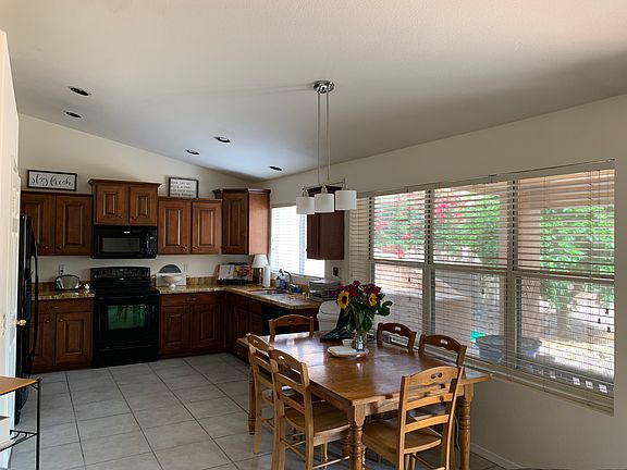 4th image of 4270 E Melody Dr