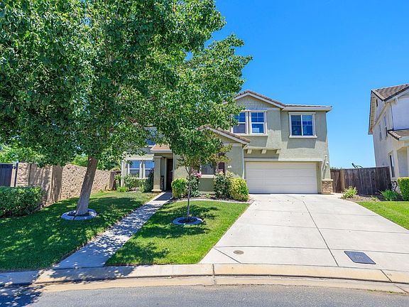3rd image of 13719 Brook Way