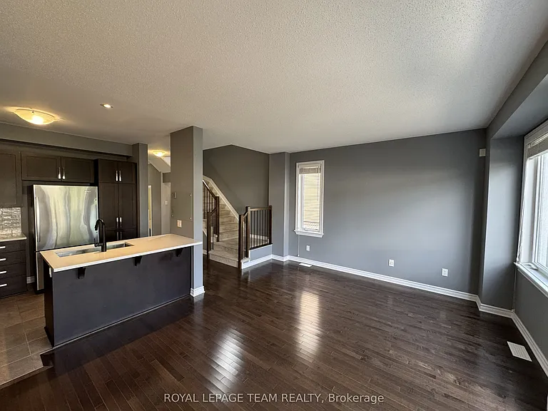 630 Moorpark Ave — Photo 6