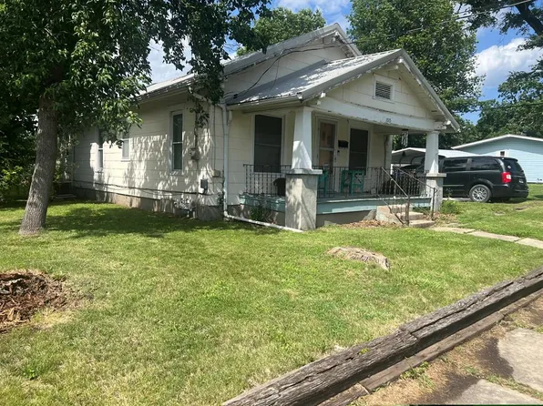 1015 1st St, Chillicothe, MO 64601