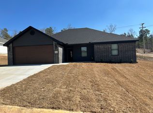 5876 Heritage Heights Dr, Benton, AR 72019