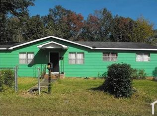 808 Sample St, Prichard, AL 36610