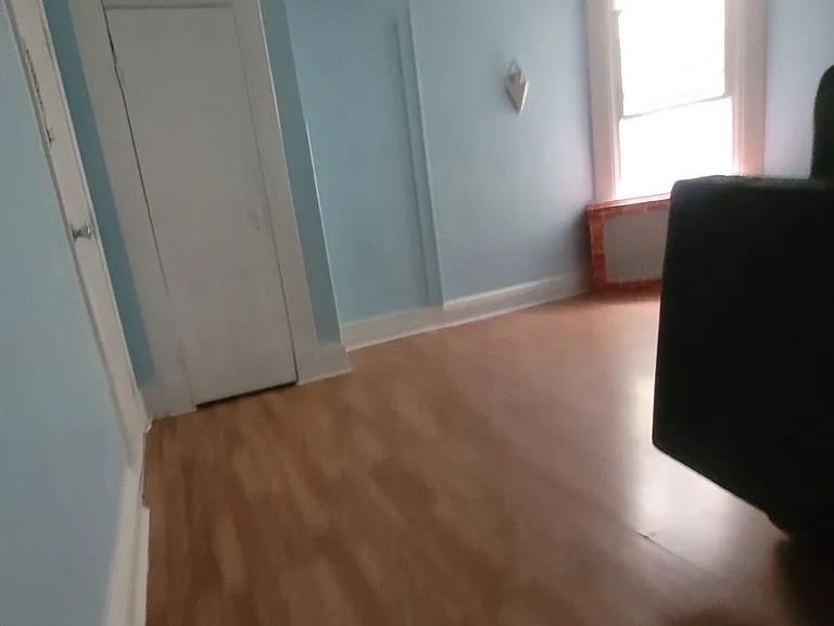 341 Avenue E #3 — Photo 2