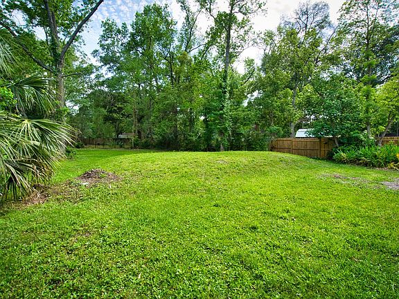 4th image of 4024 Hunter Cir