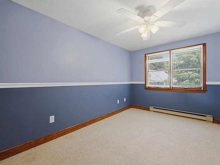 21 Janet Cir #2 — Photo 28