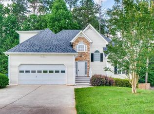 129 Williamsburg Dr, Dallas, GA 30157
