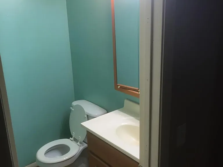 1501 Maple Dr — Photo 5