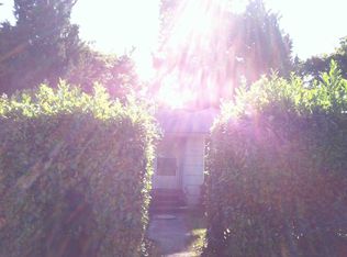 10318 15th Ave NE, Seattle, WA 98125