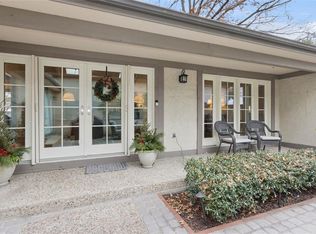 7911 Bristol Ct, Prairie Village, KS 66208