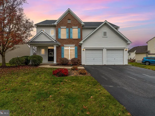115 Charlan Blvd, Mount Joy, PA 17552