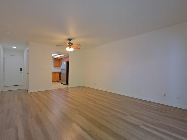 3180 Country Club Dr #10A — Photo 7