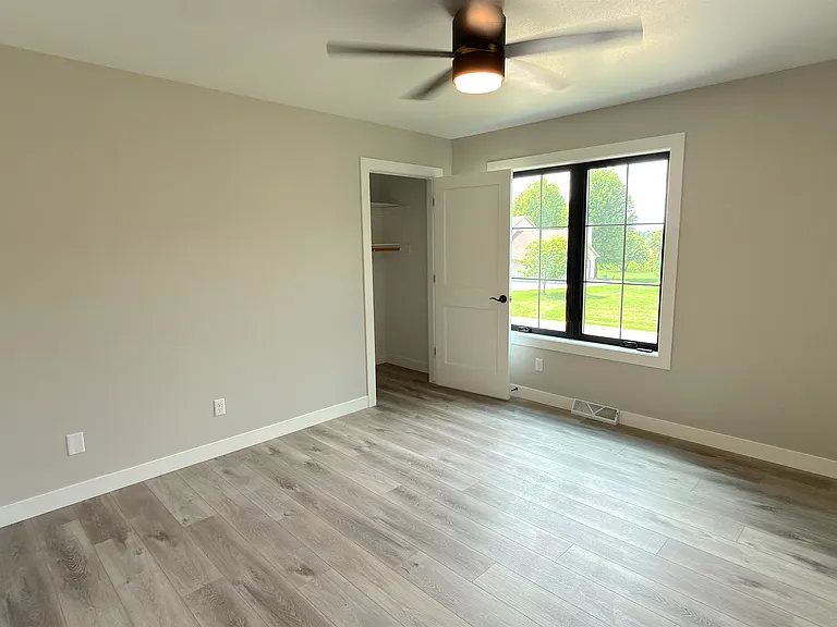 W2012 Fairfield Ln — Photo 17