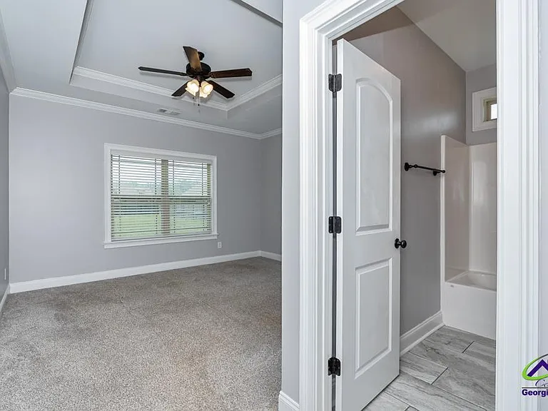 1052 Chattahoochee Dr — Photo 36