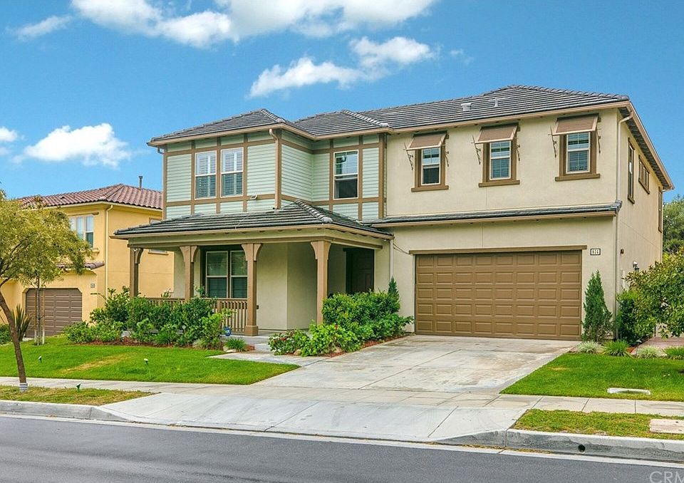 1st image of 834 E Manresa Dr
