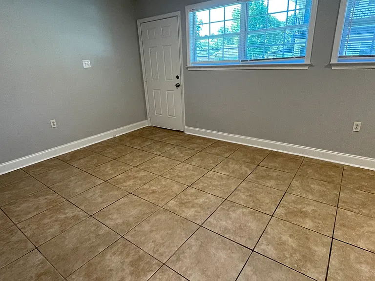 2012 S Ringer Ave #2 — Photo 6