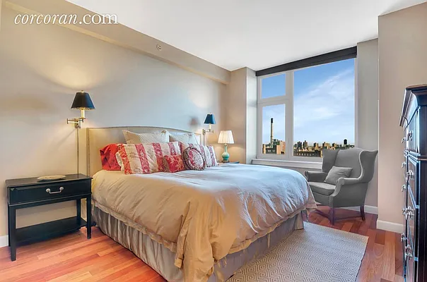 Sold by Corcoran | media 4