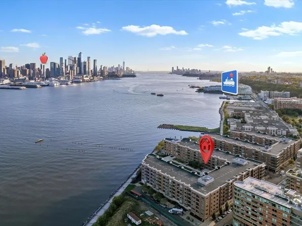 20 Avenue At Port Imperial APT 209, West New York, NJ 07093