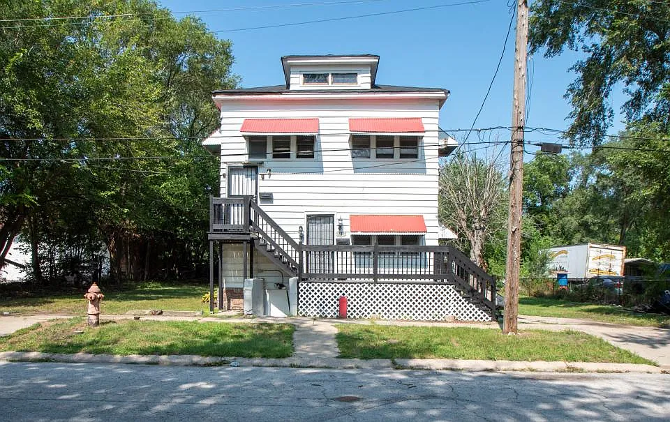 2315 Industrial Blvd #B