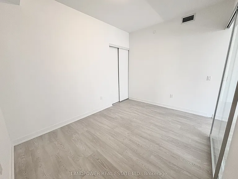 634 Church St #1602 — Photo 6