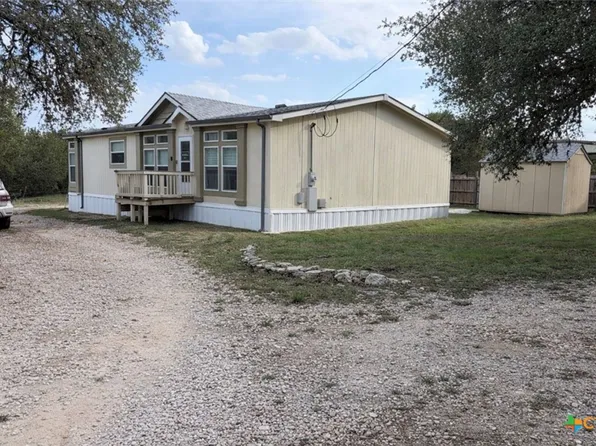 1444 Willow Dr, Canyon Lake, TX 78133