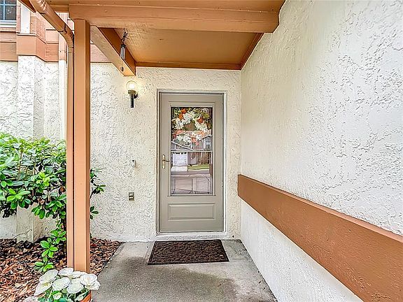 3rd image of 16851 LE CLARE SHORES DRIVE