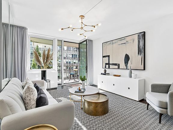 3rd image of 212 E 47th St APT 18F