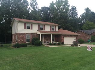 8703 Mountain Brook Dr, Louisville, KY 40272