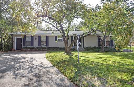 2nd image of 2404 Burton Dr