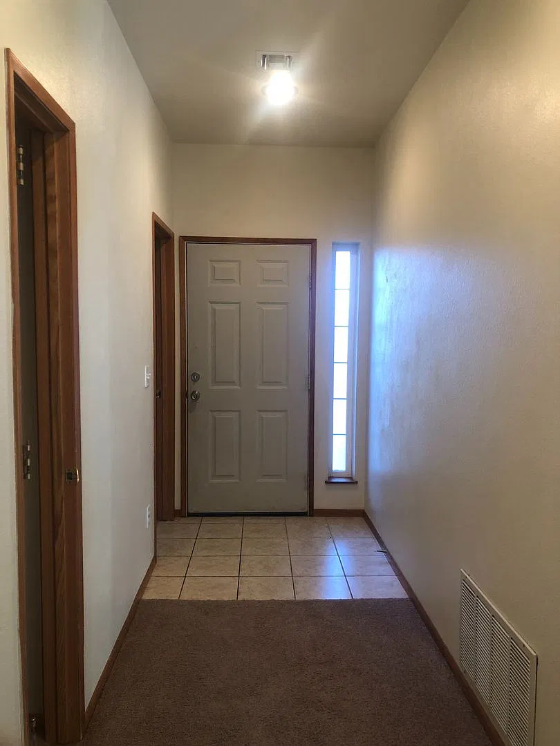 Spacious Duplex — Photo 2
