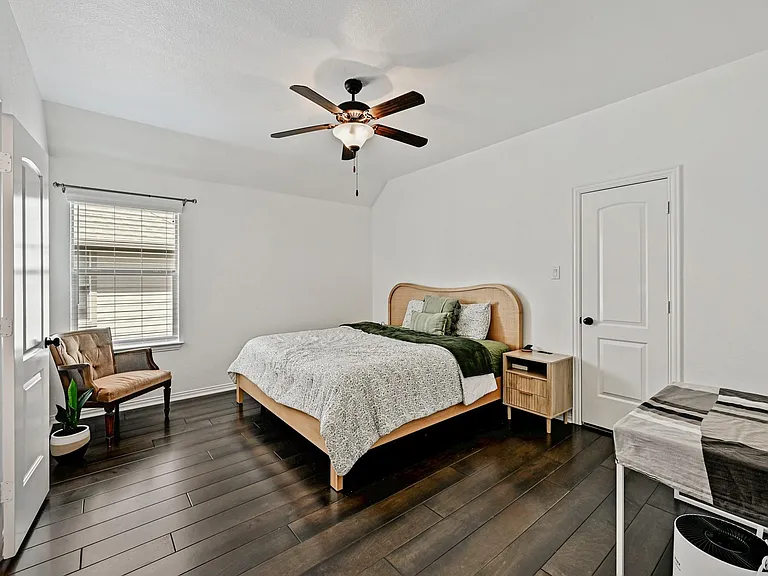 4303 Woodledge Pl — Photo 29