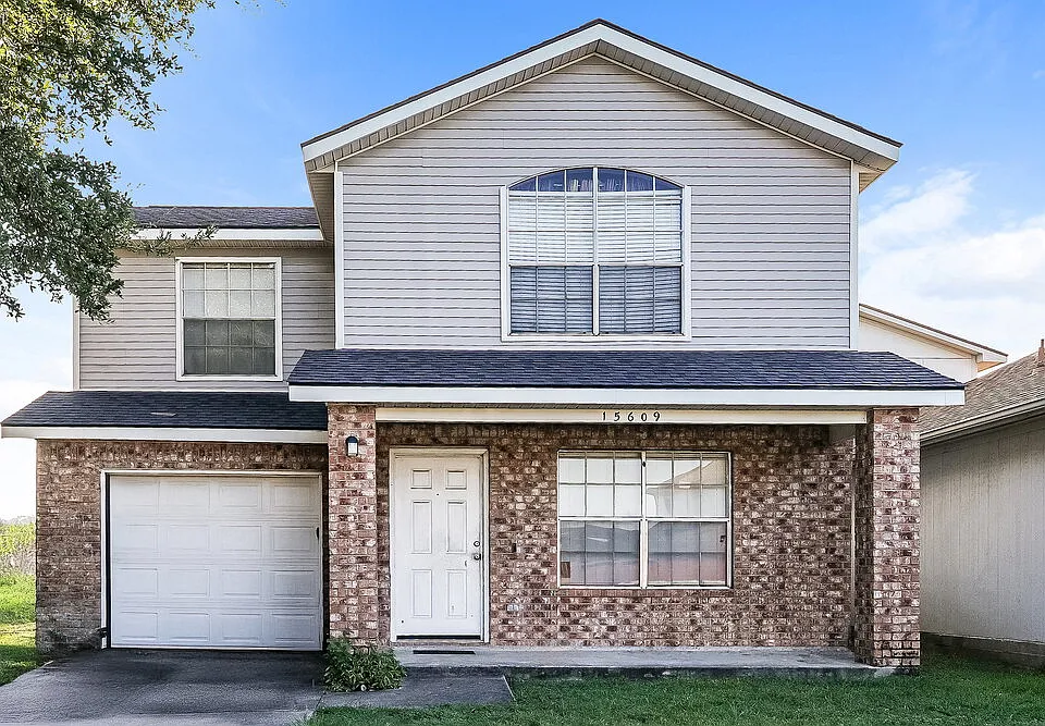 15609 Aiken Ln