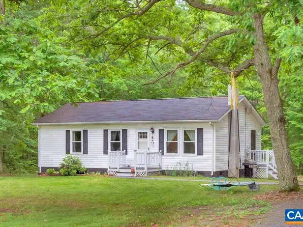 1351 Jordan Store Rd, Kents Store, VA 23084