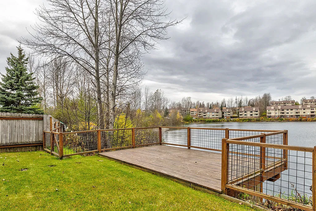 3 bed, 2.5 bath, 1796 sqft, $3,500 — Photo 4