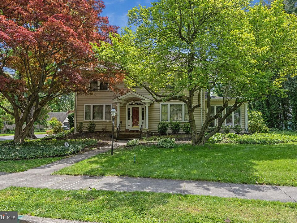 30 E Oak Ave, Moorestown, NJ 08057 | Zillow