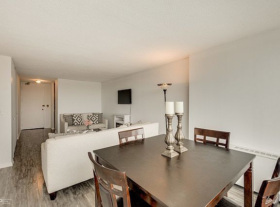 5th image of 2728 N Hampden Ct APT 706