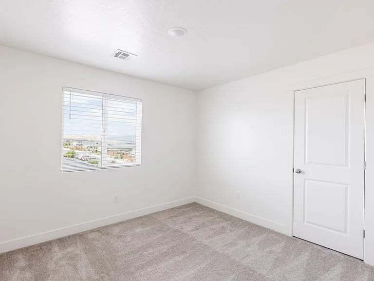 1889 E Honeycomb Dr — Photo 46