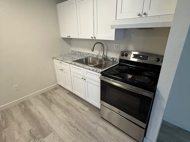 1411 Ulysses St #5 — Photo 4