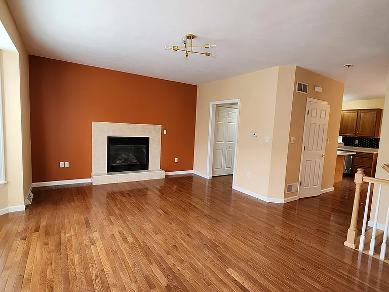 10528 Forest Hill Dr — Photo 11