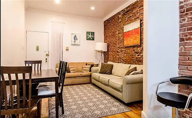 Rented by Sean Mashihi, LREB | media 24