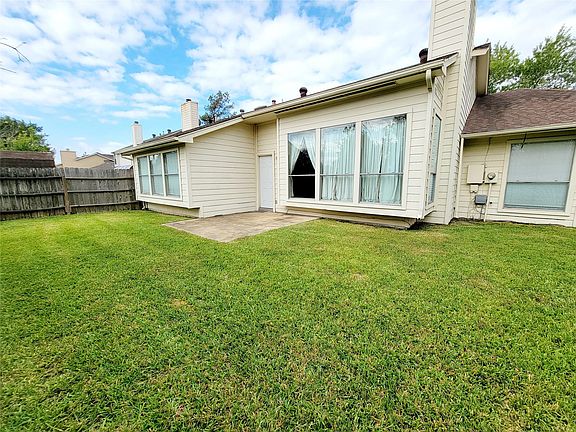 2nd image of 4706 Sunshine Dr
