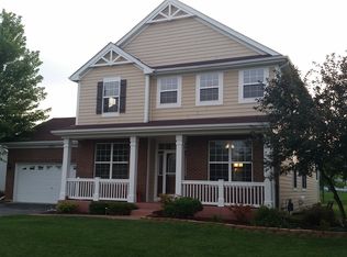 222 Atwell St, Elgin, IL 60124