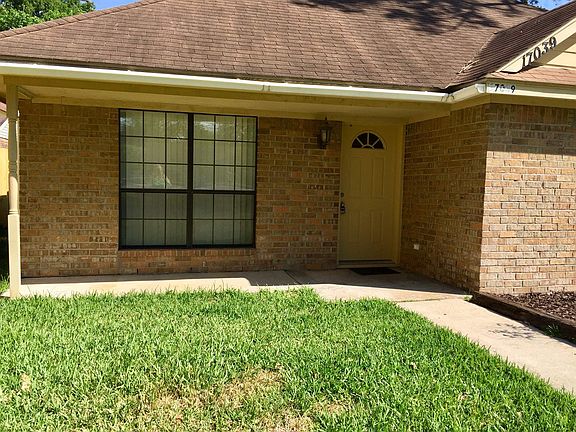 4th image of 17039 Water Oak Dr