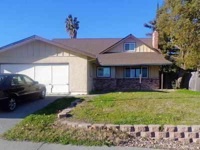 484 Manchester Way, Vacaville, CA, 95687