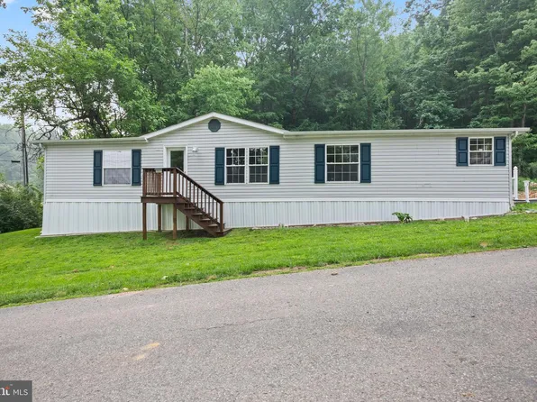 707 Hillside Dr, Gap, PA 17527