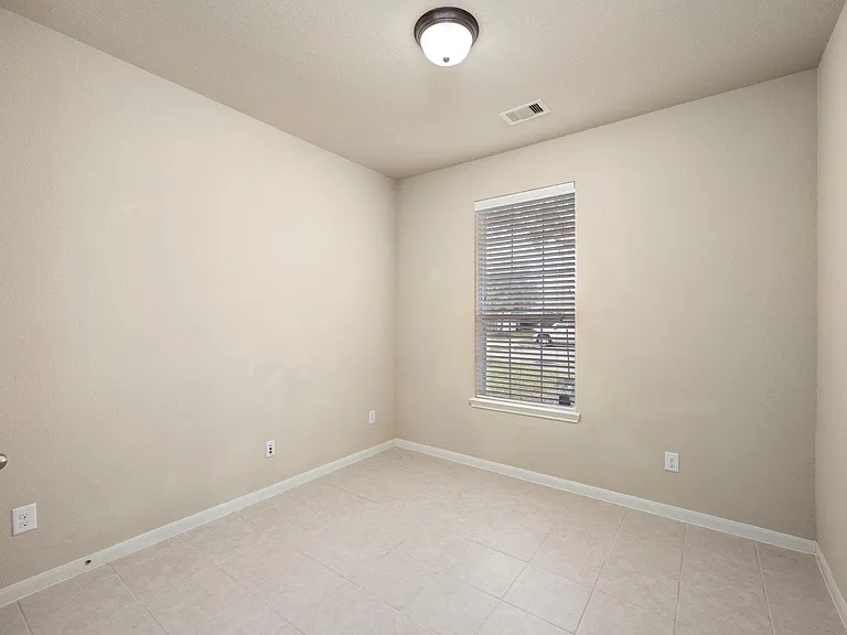 20935 Brodie Ln — Photo 19