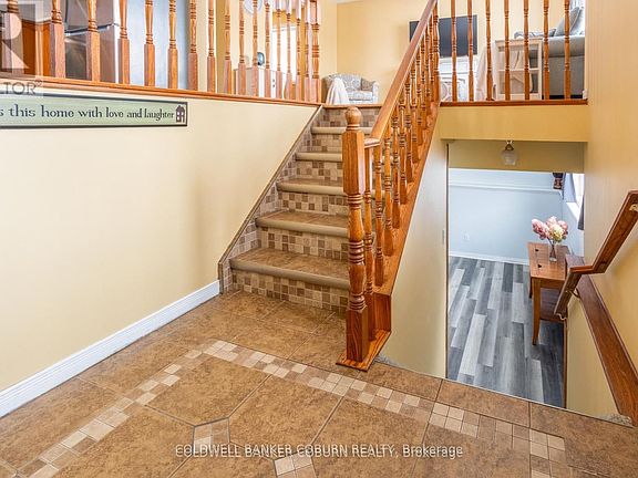 2nd image of 28 Landrigan St